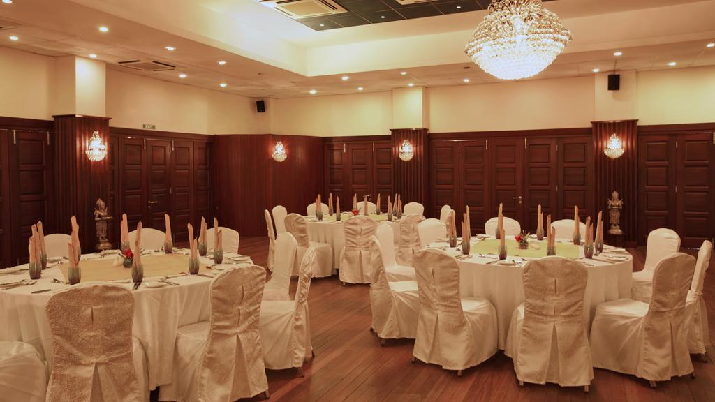 Pearle Beach Resort & Spa Flic en Flac Екстер'єр фото